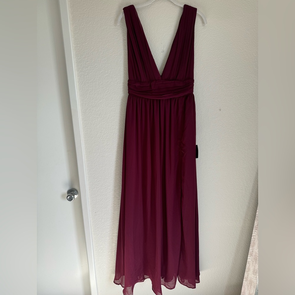 NWT LULUS Thoughts of Hue Burgundy Maxi Dress